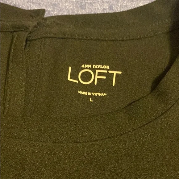 LOFT Black Sleeveless Blouse - Picture 6 of 7